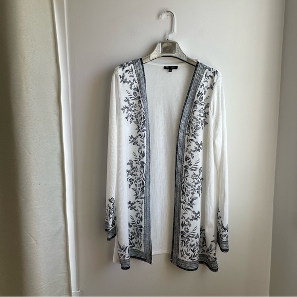 Lily Morgan Tops - Lightweight Bohemian Floral Kimono Tunic cover up wrap size M